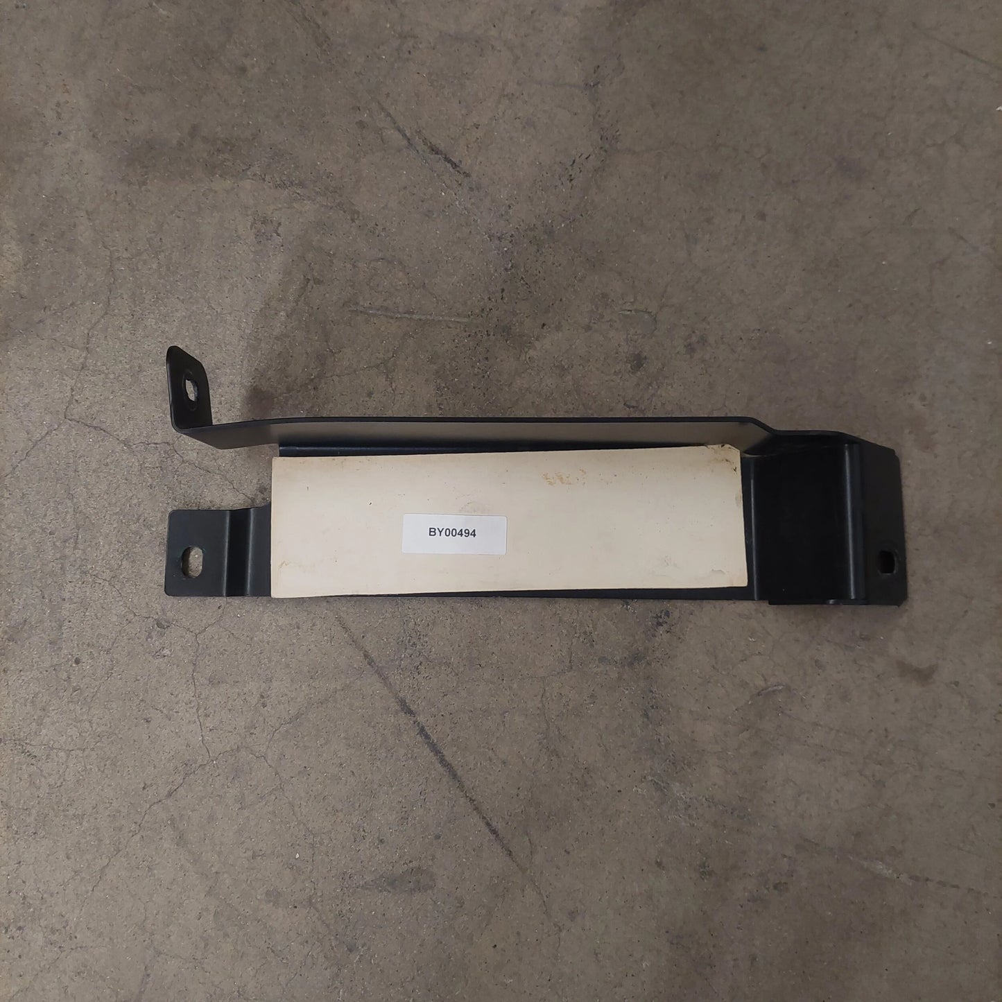 Used Bracket-Fuel Tank Support RH, B120L0040F