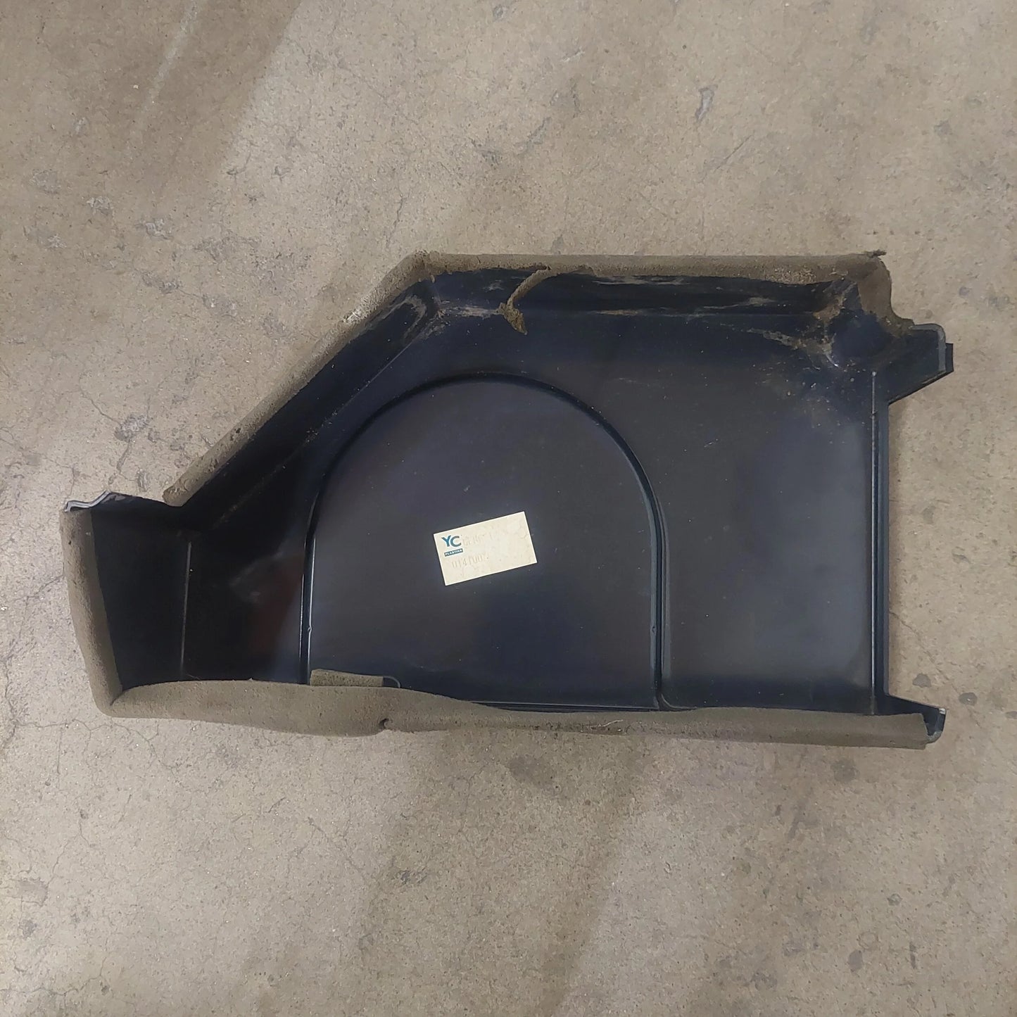Used Recirc Plenum Assembly - RH, B117P0038F