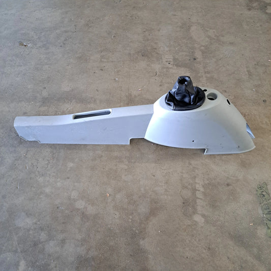 USED ELISE/EXIGE CENTER CONSOLE W/TRACTION CONTROL BUTTON - A120V4033S