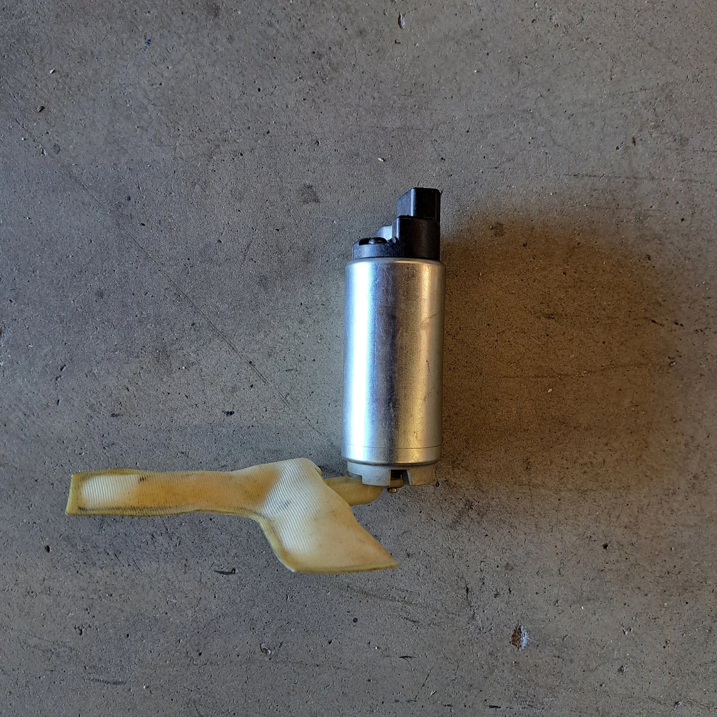 USED FUEL PUMP AND STRAINER - A120L60025