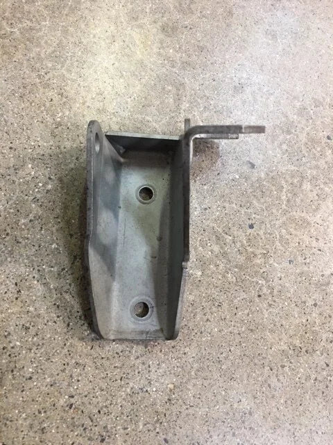 Used Damper/ABS Mounting Bracket, RH (Passenger), B116C0010F