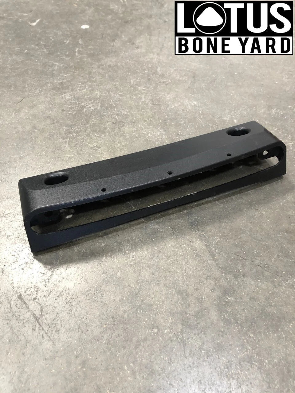 Used Plastic CHMSL-Lamp Bracket, A117M0076